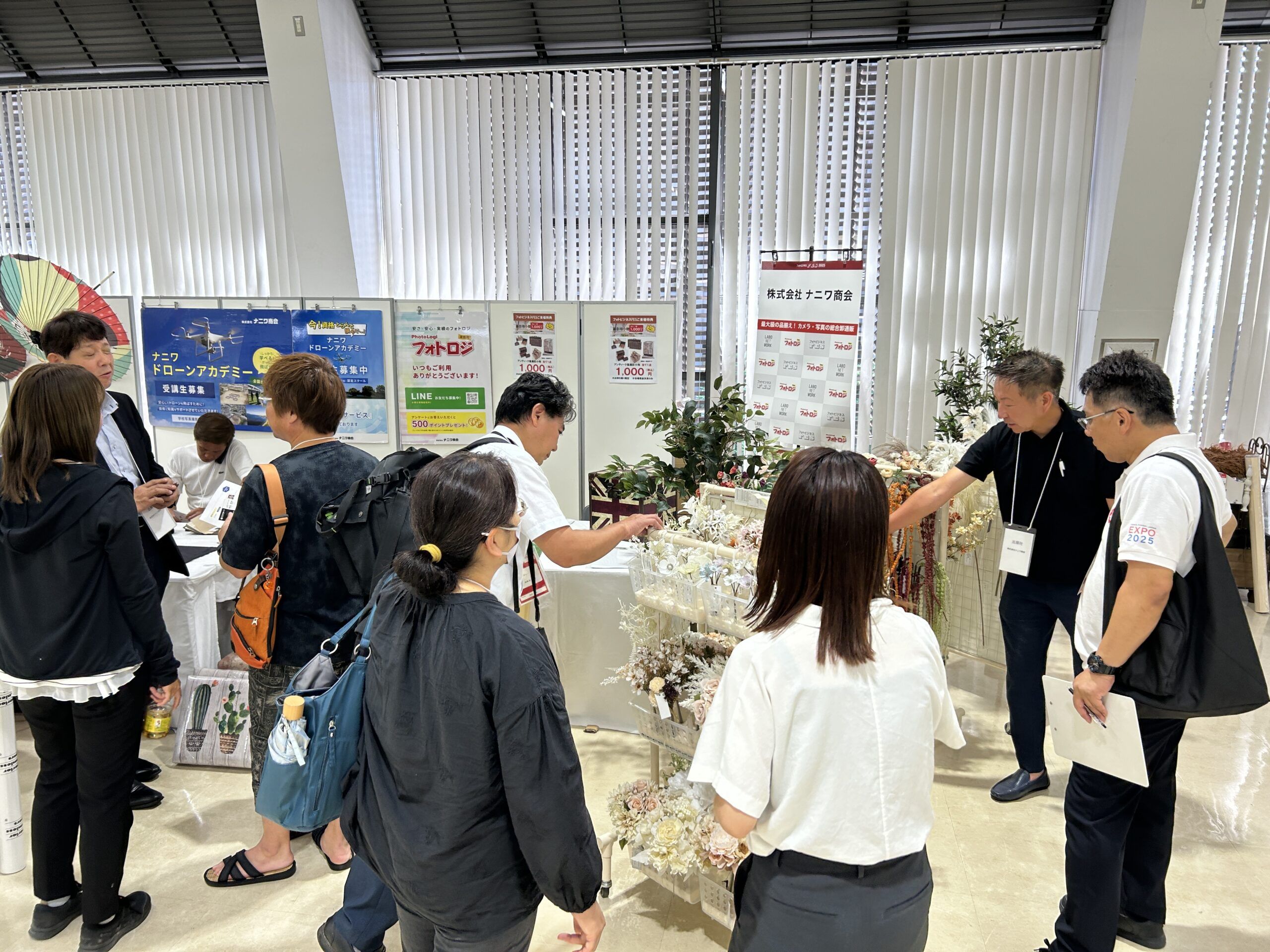 株式会社ナニワ商会の展示の様子